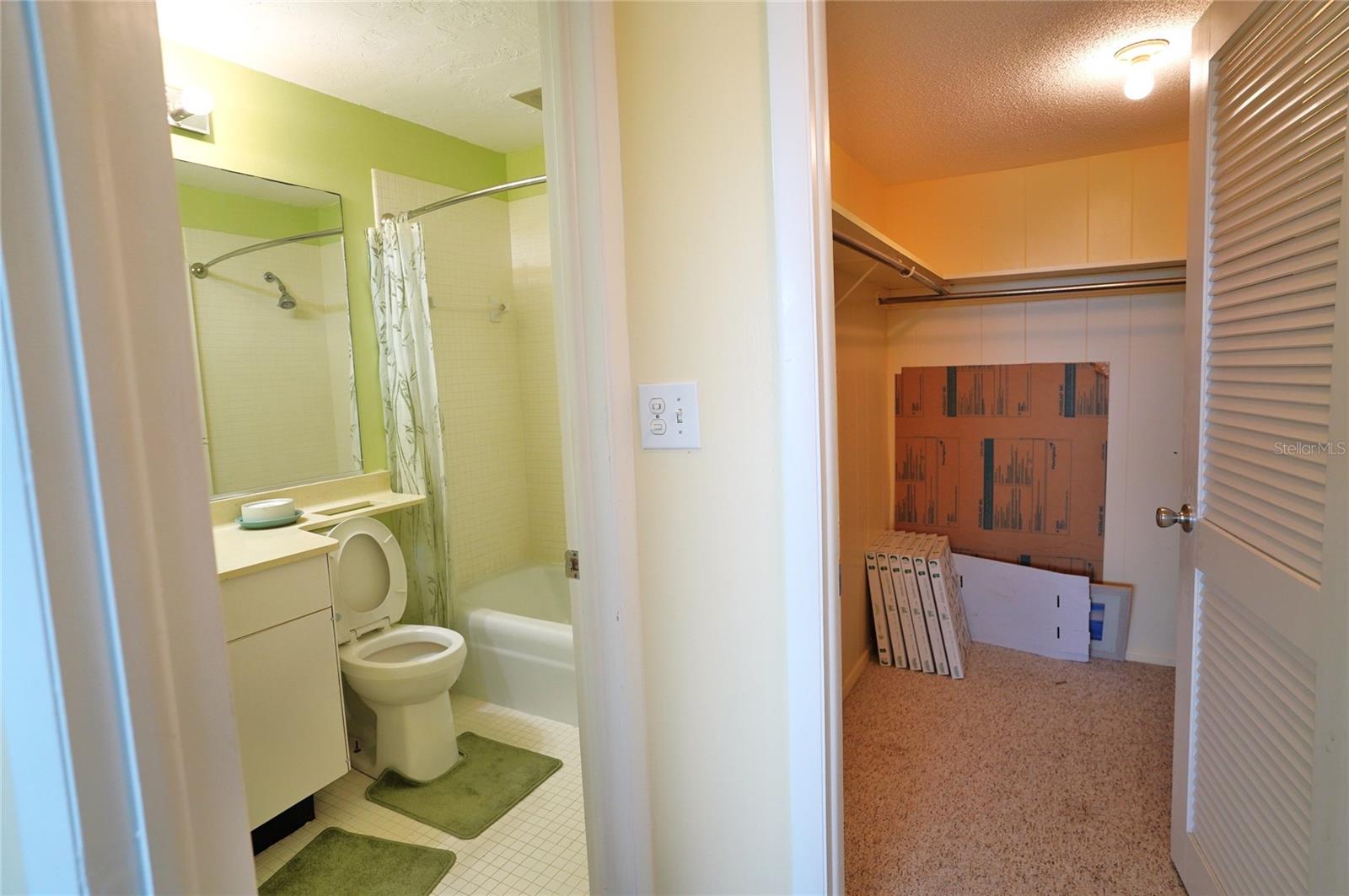 Image 25 of 59 For 500 The Esplanade N 604