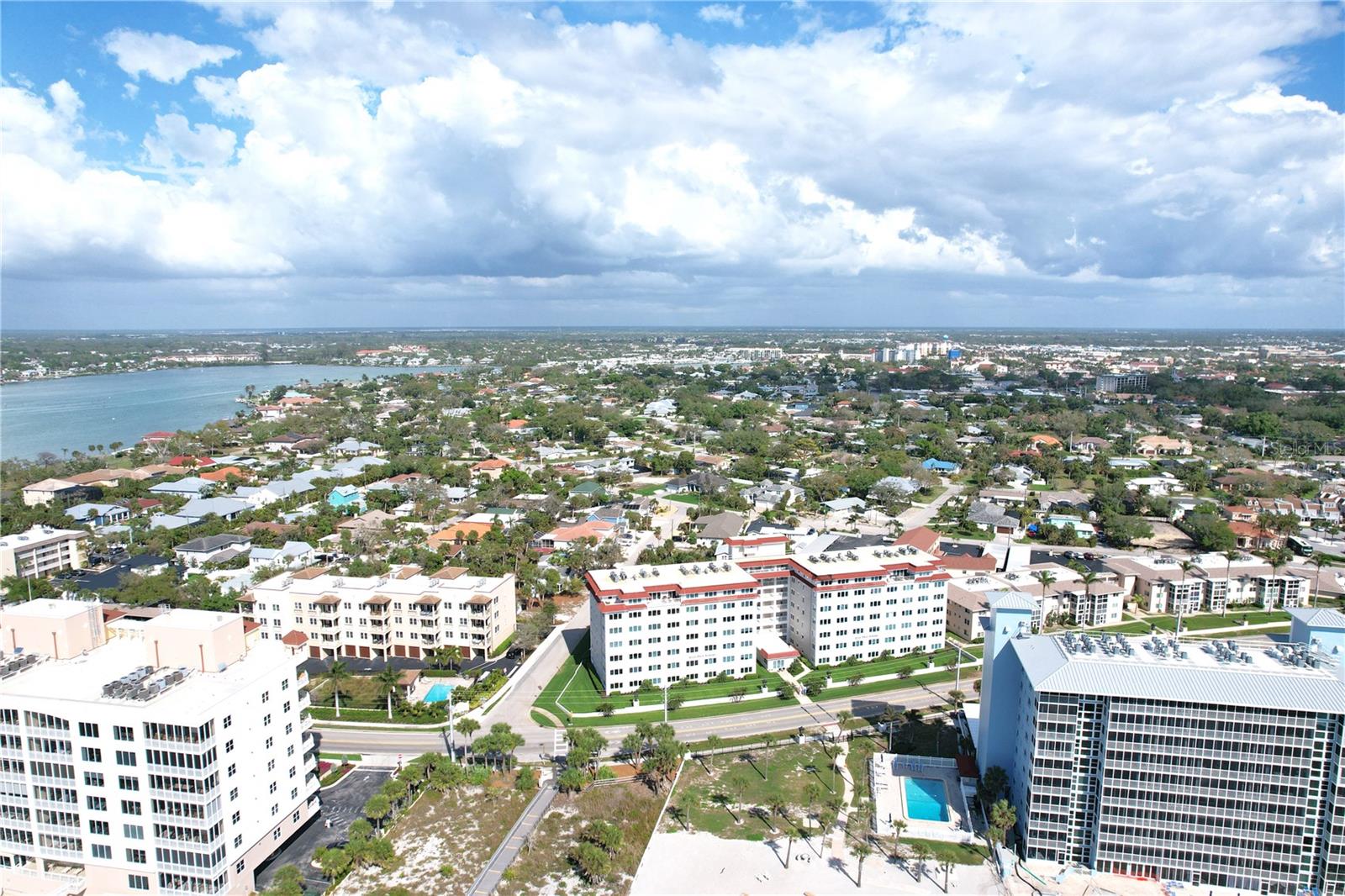 Image 28 of 59 For 500 The Esplanade N 604