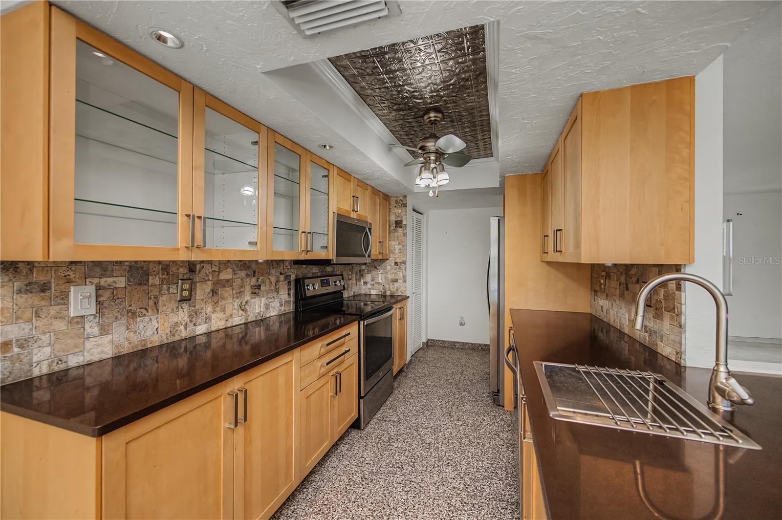 Image 15 of 67 For 2479 Achilles Street