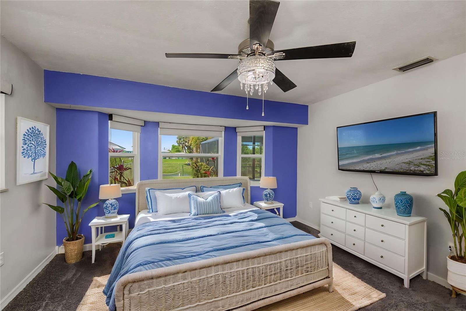 Image 21 of 67 For 2479 Achilles Street