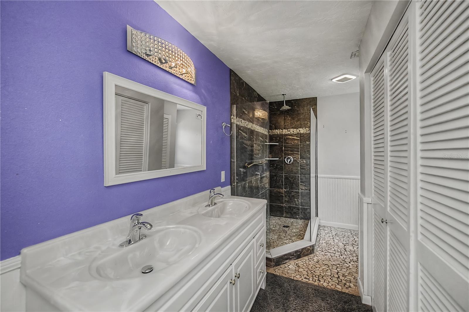 Image 24 of 67 For 2479 Achilles Street