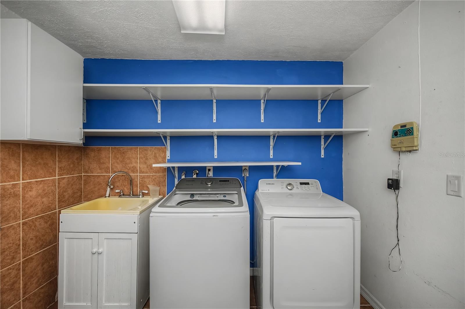 Image 35 of 67 For 2479 Achilles Street