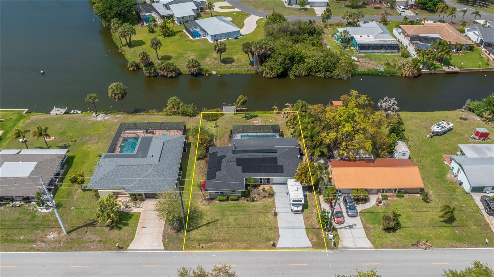 Image 4 of 67 For 2479 Achilles Street