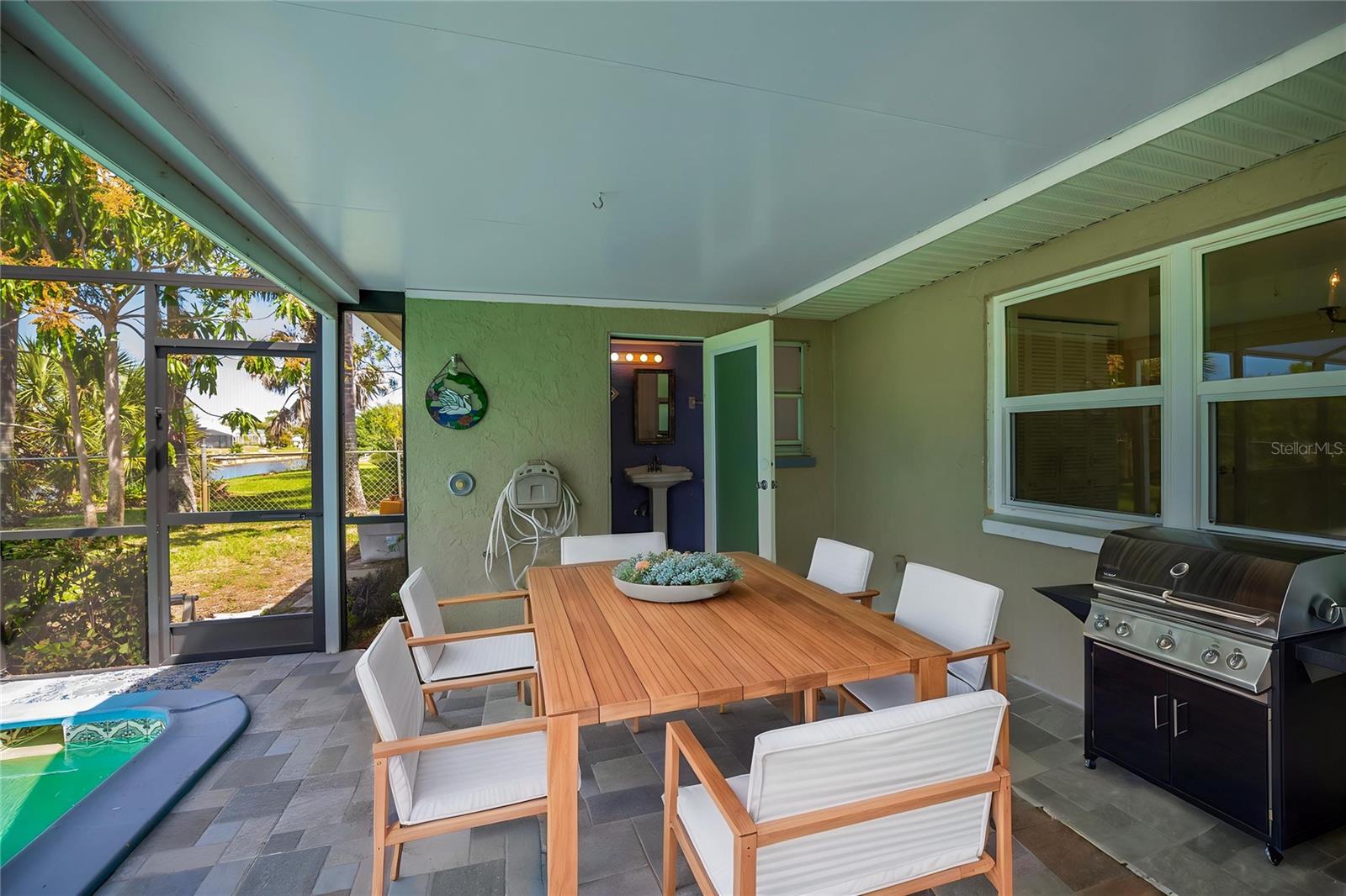 Image 40 of 67 For 2479 Achilles Street