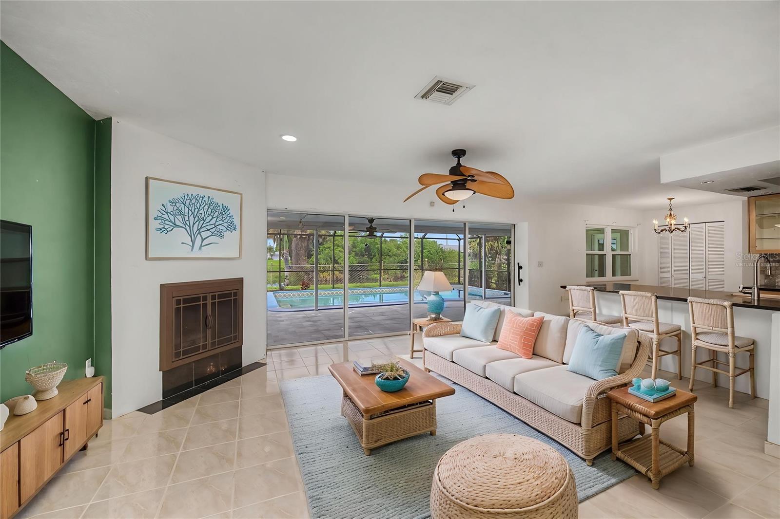 Image 9 of 67 For 2479 Achilles Street