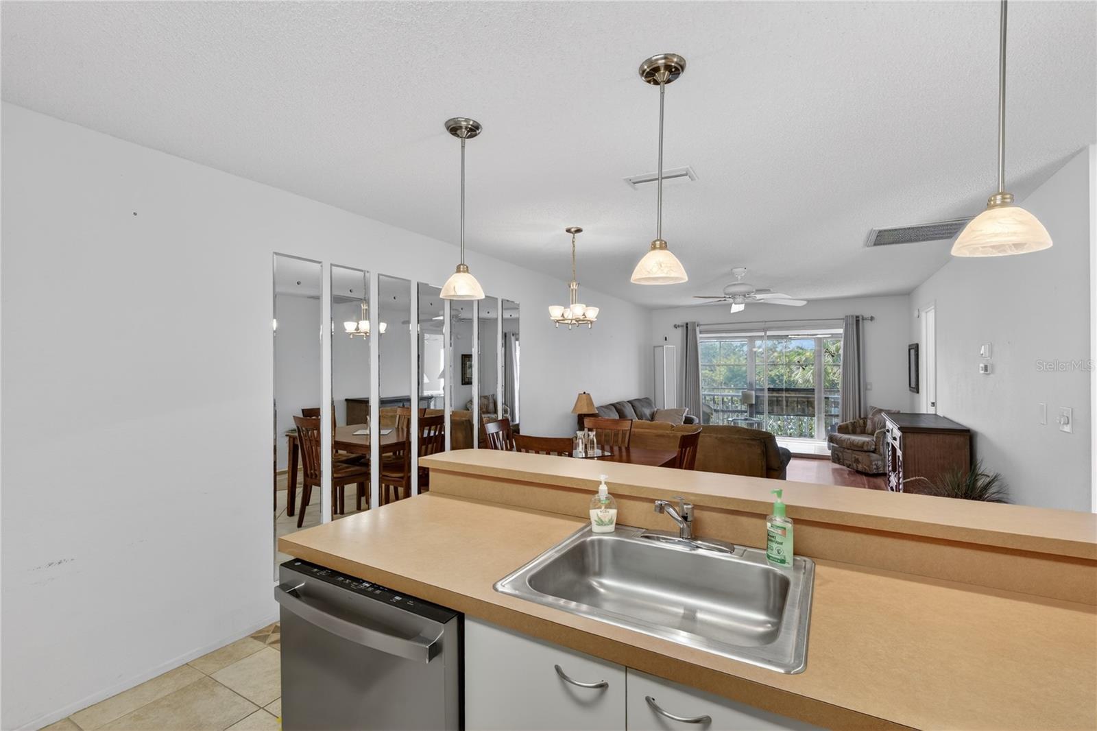 Image 4 of 30 For 25100 Sandhill Boulevard C202