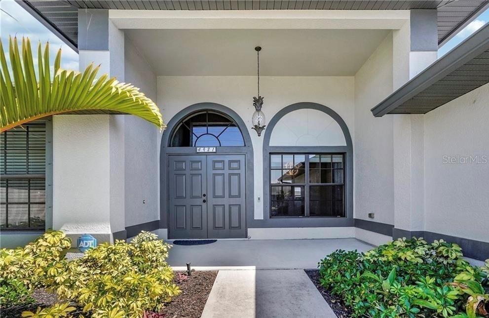 Image 2 of 7 For 4921 Sorrento Court