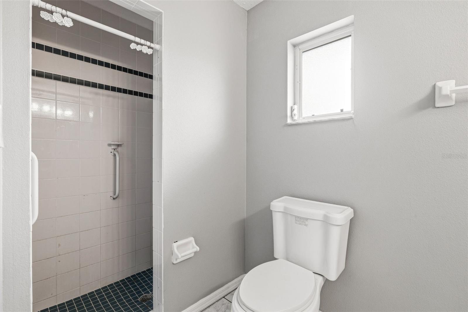 Image 13 of 25 For 7510 Ligustrum