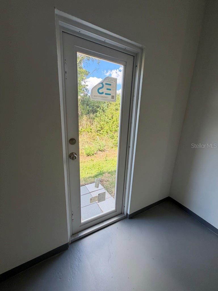 Image 6 of 32 For 4717 28th Street Sw 4717