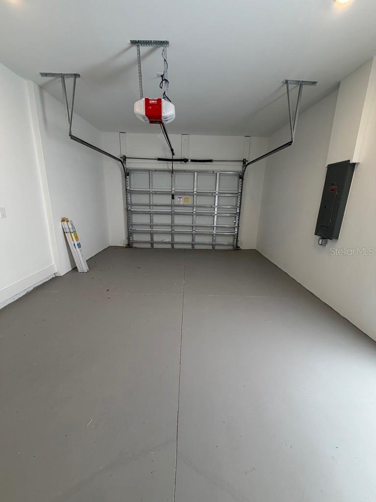 Image 5 of 34 For 4719 28th Street Sw