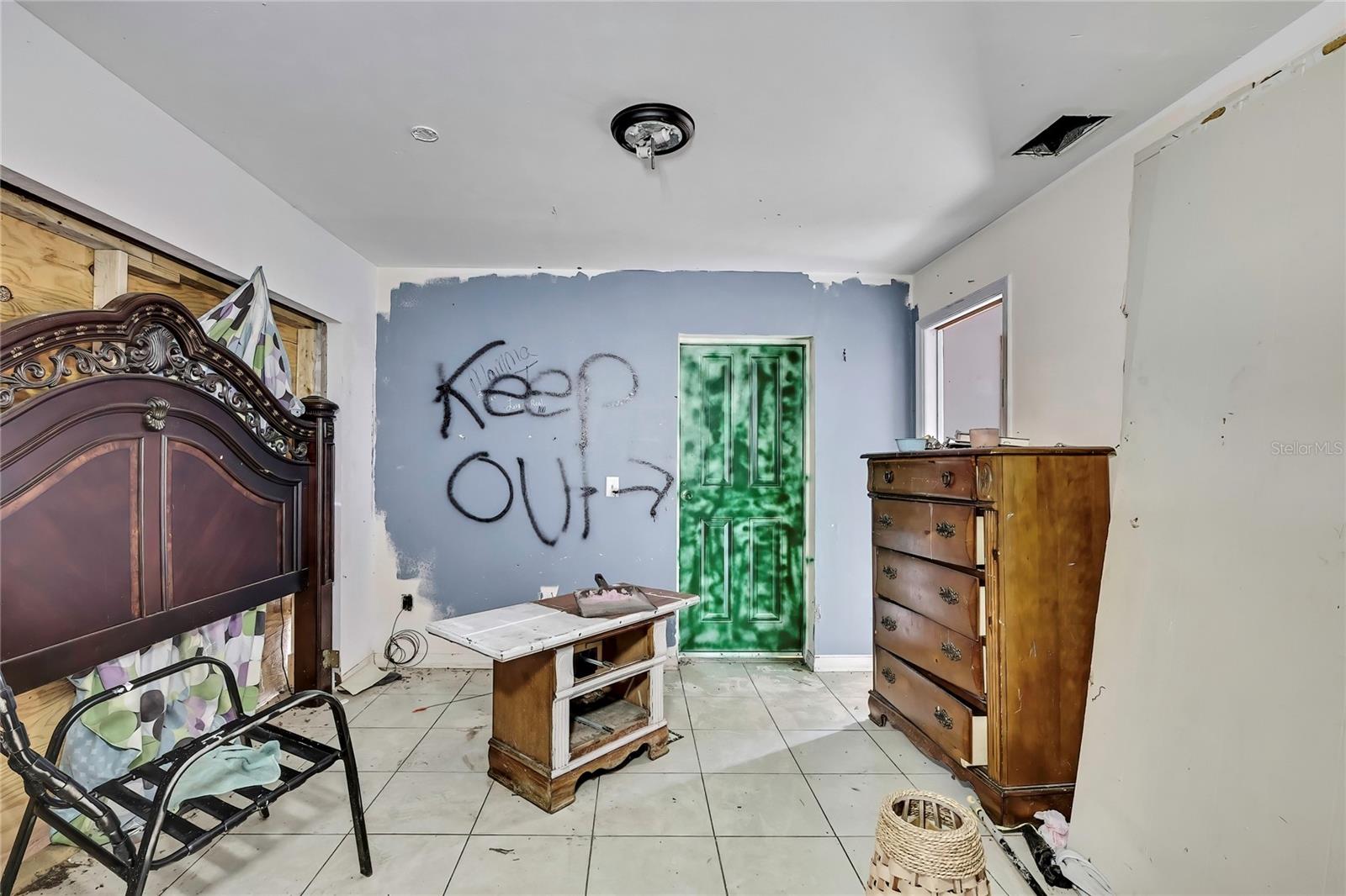 Image 19 of 42 For 12672 Oakview Avenue