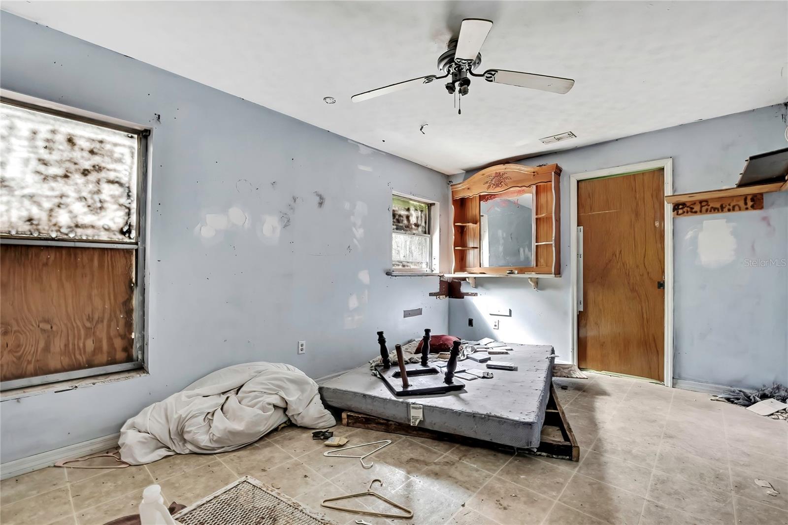 Image 25 of 42 For 12672 Oakview Avenue