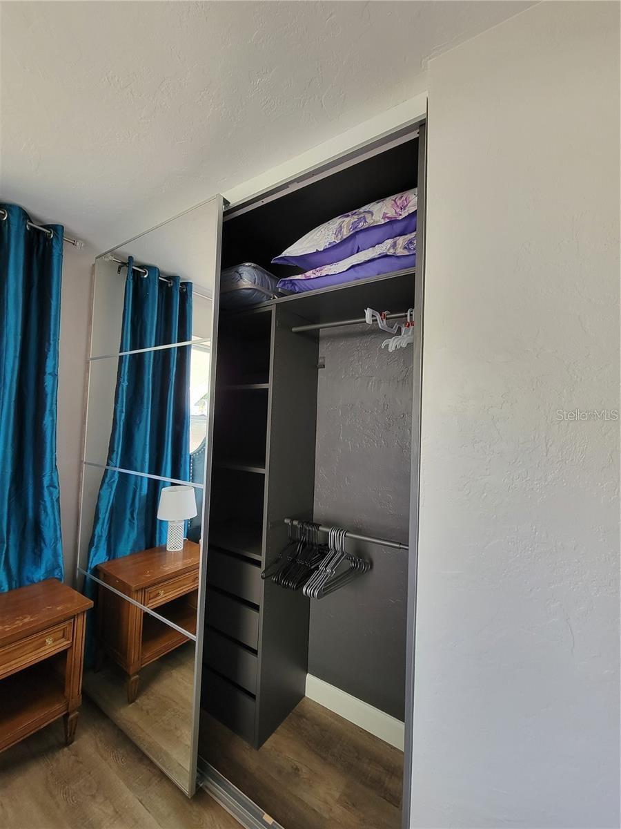 Image 15 of 23 For 8134 Aero Avenue