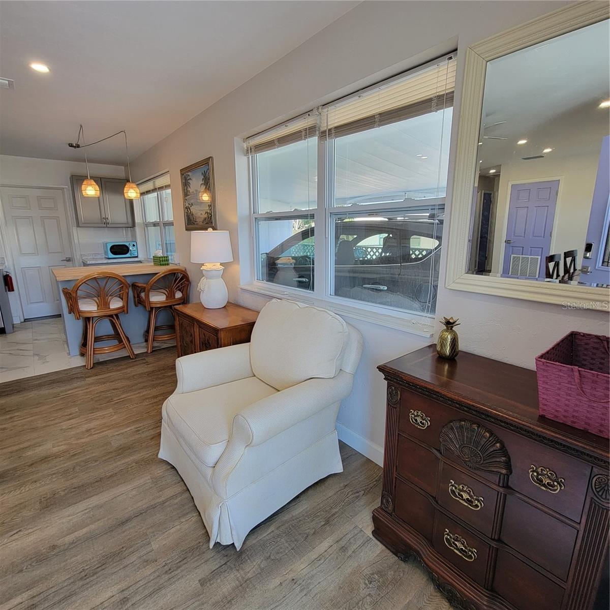 Image 3 of 23 For 8134 Aero Avenue