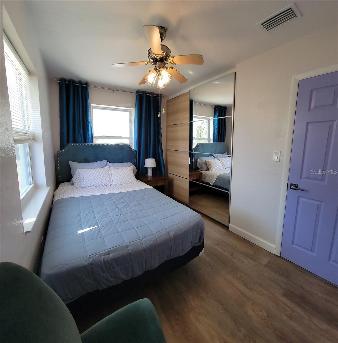 Image 9 of 23 For 8134 Aero Avenue