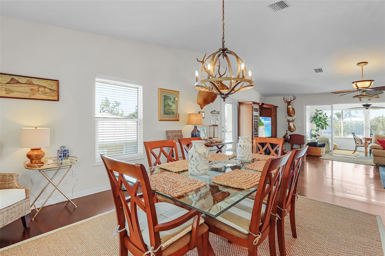 Image 16 of 52 For 16137 Bowline Street