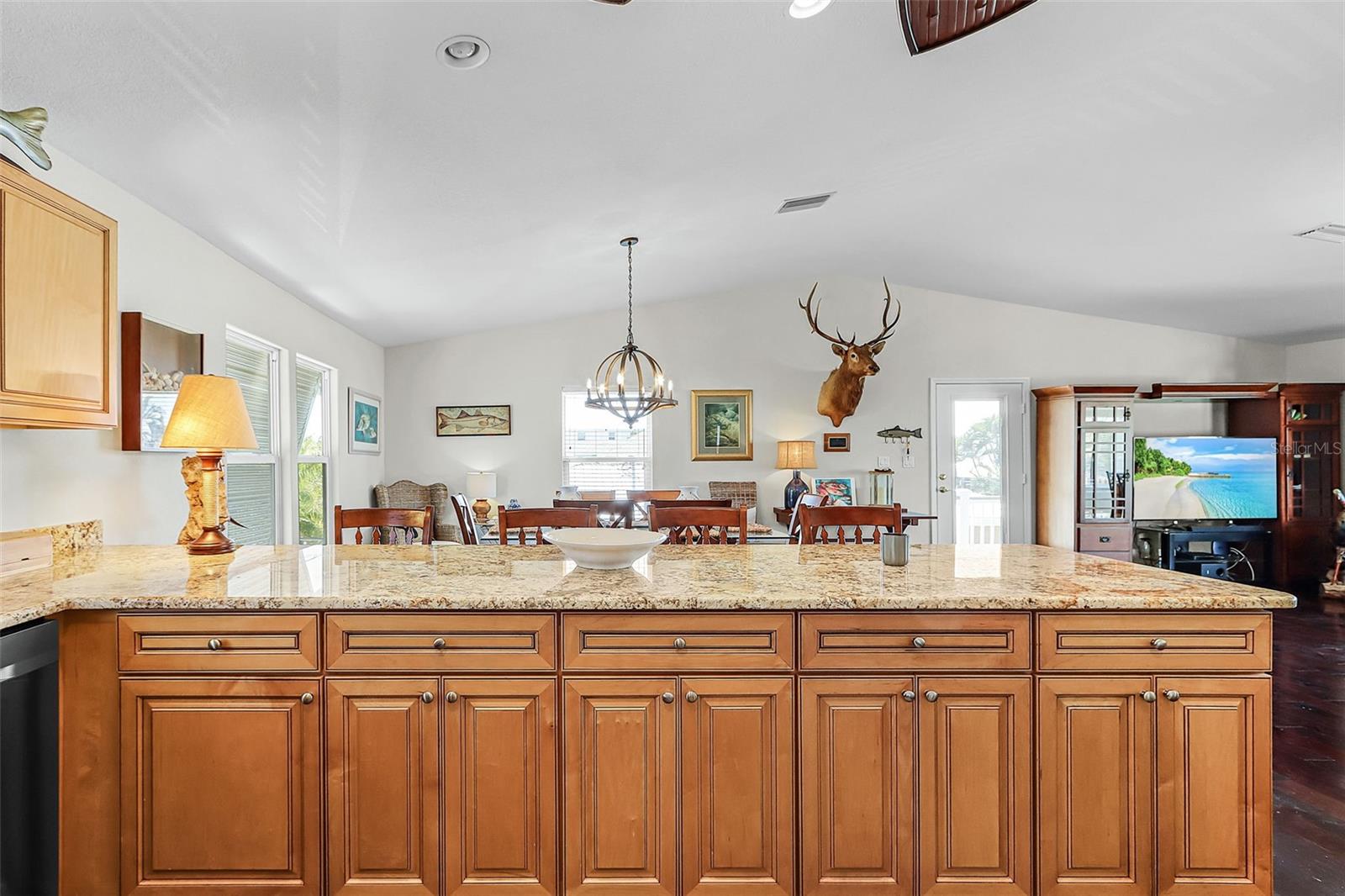 Image 19 of 52 For 16137 Bowline Street