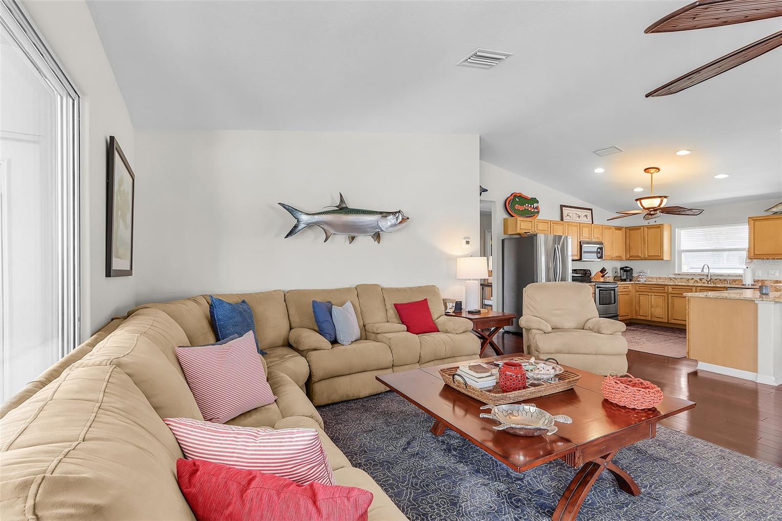 Image 22 of 52 For 16137 Bowline Street