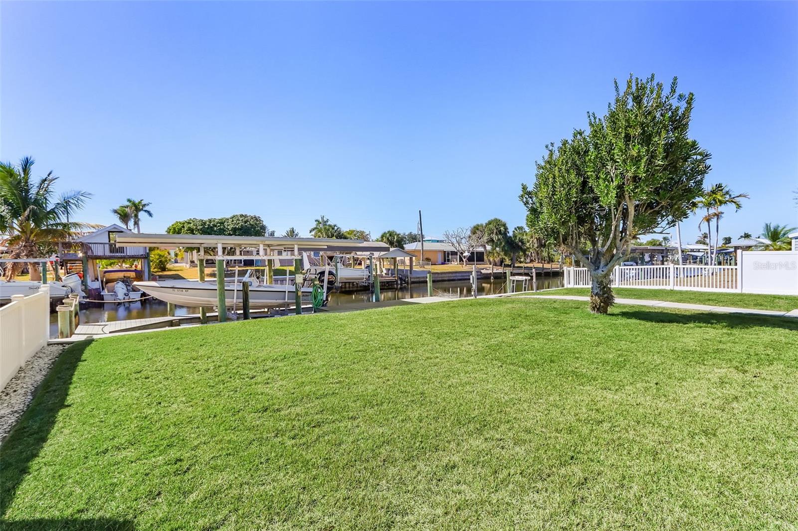 Image 38 of 52 For 16137 Bowline Street