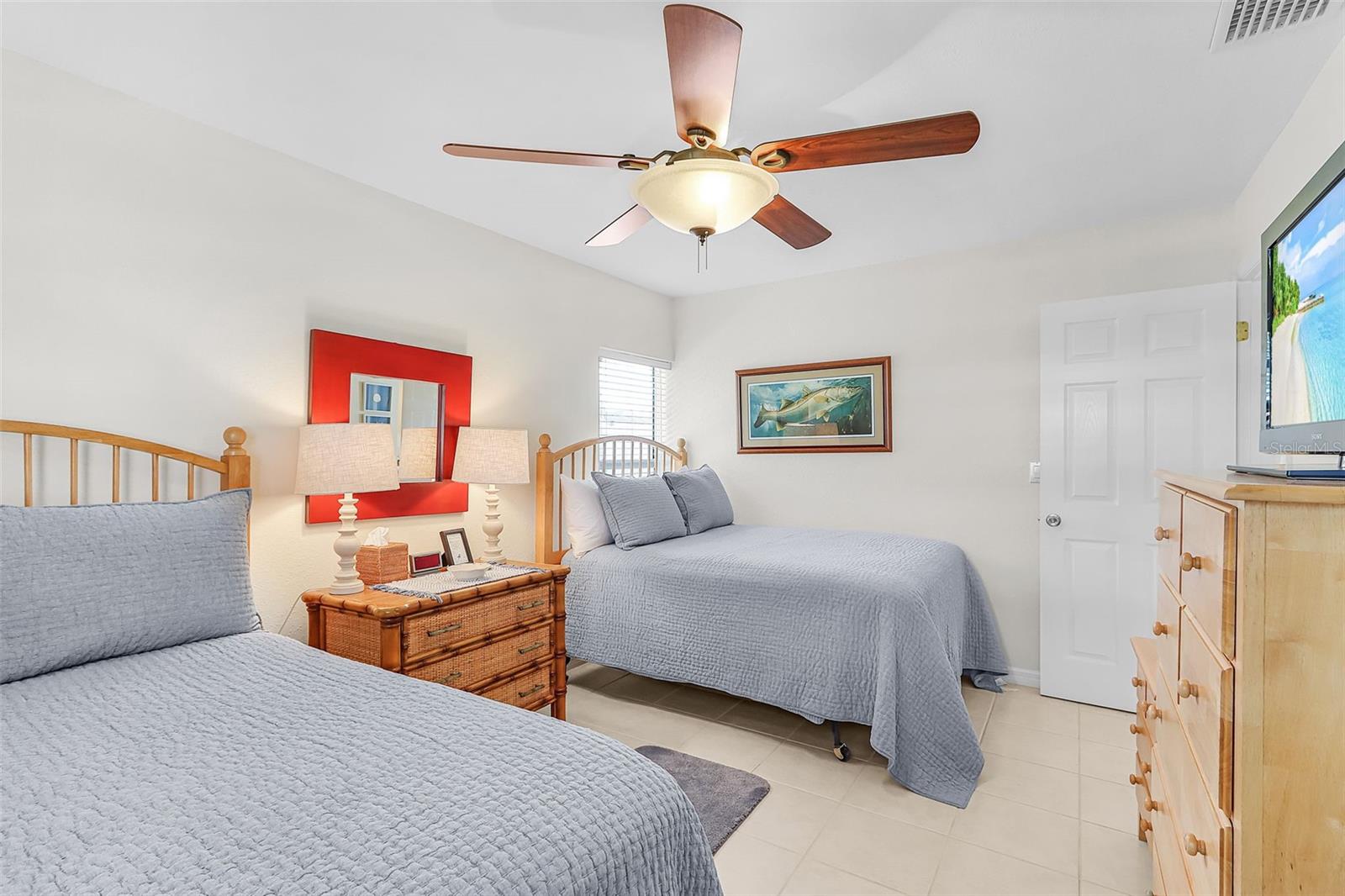 Image 8 of 52 For 16137 Bowline Street