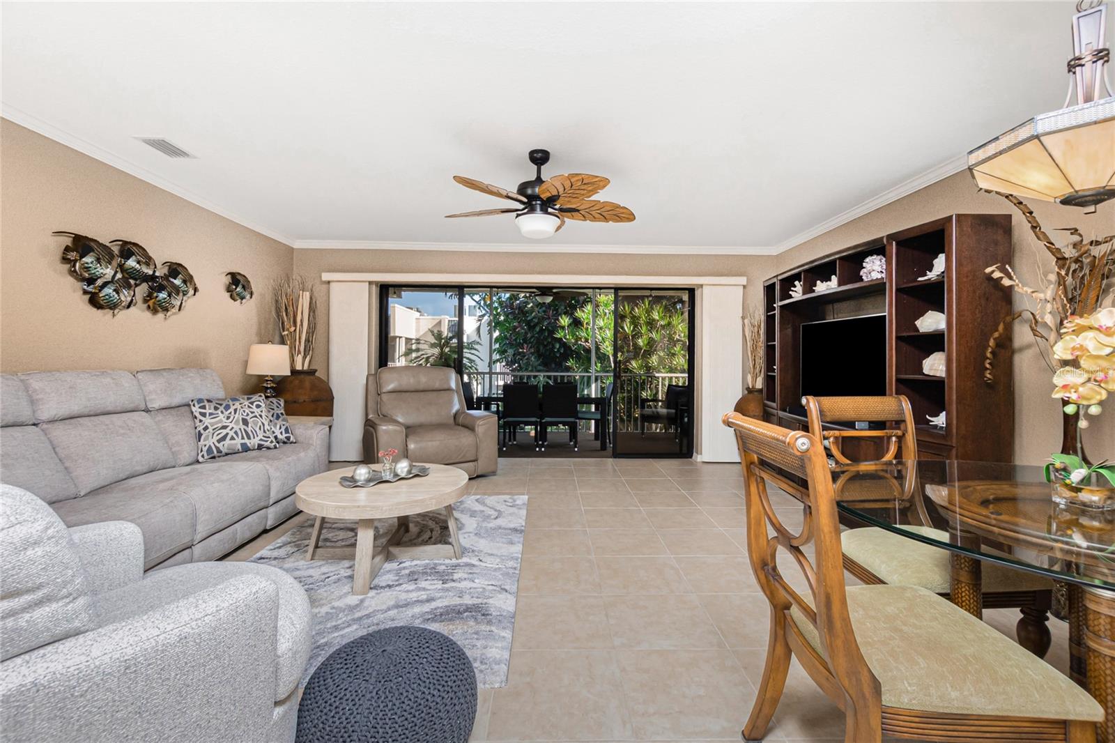 Image 12 of 57 For 316 Coldeway Drive 38