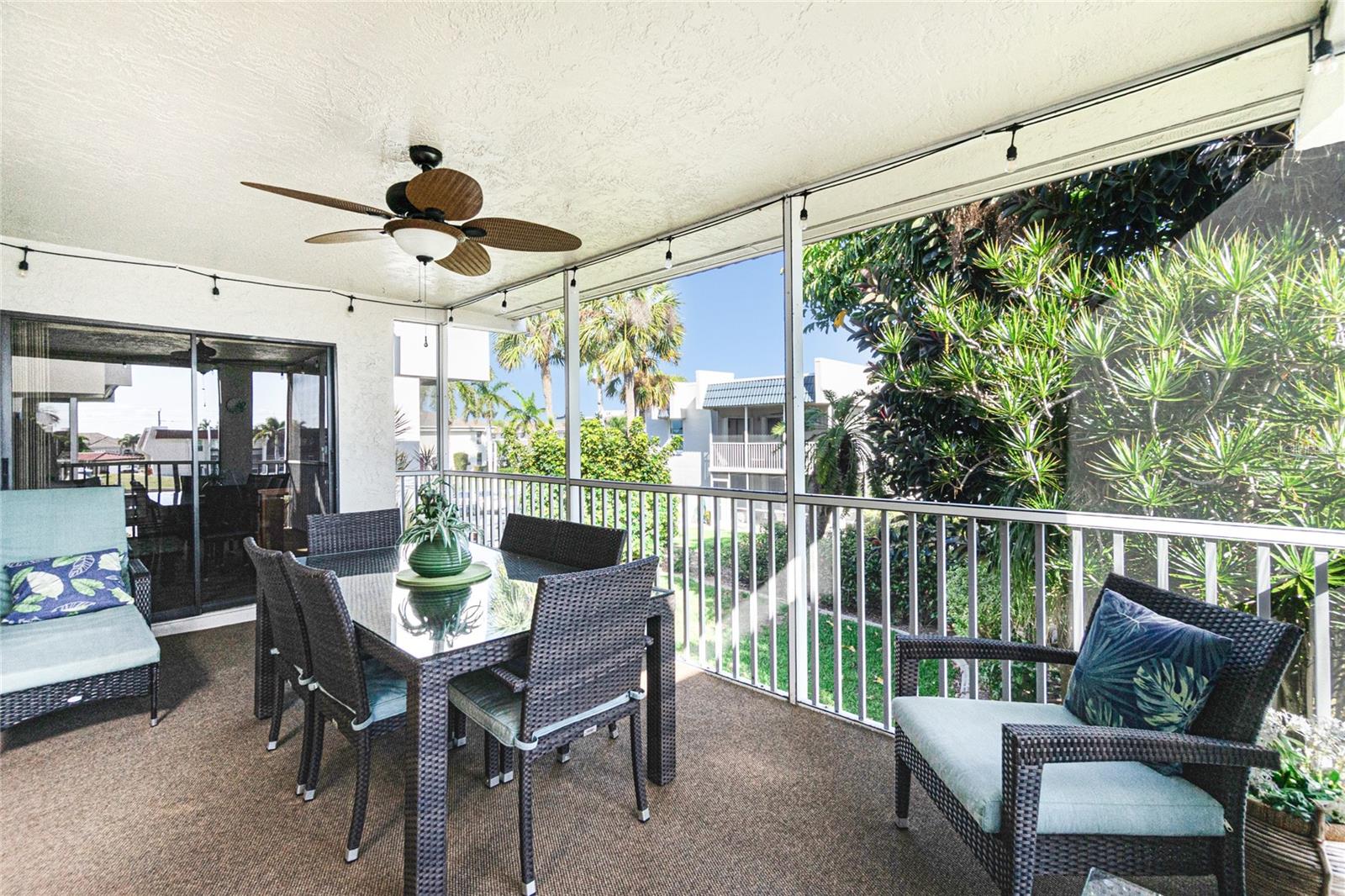 Image 23 of 57 For 316 Coldeway Drive 38