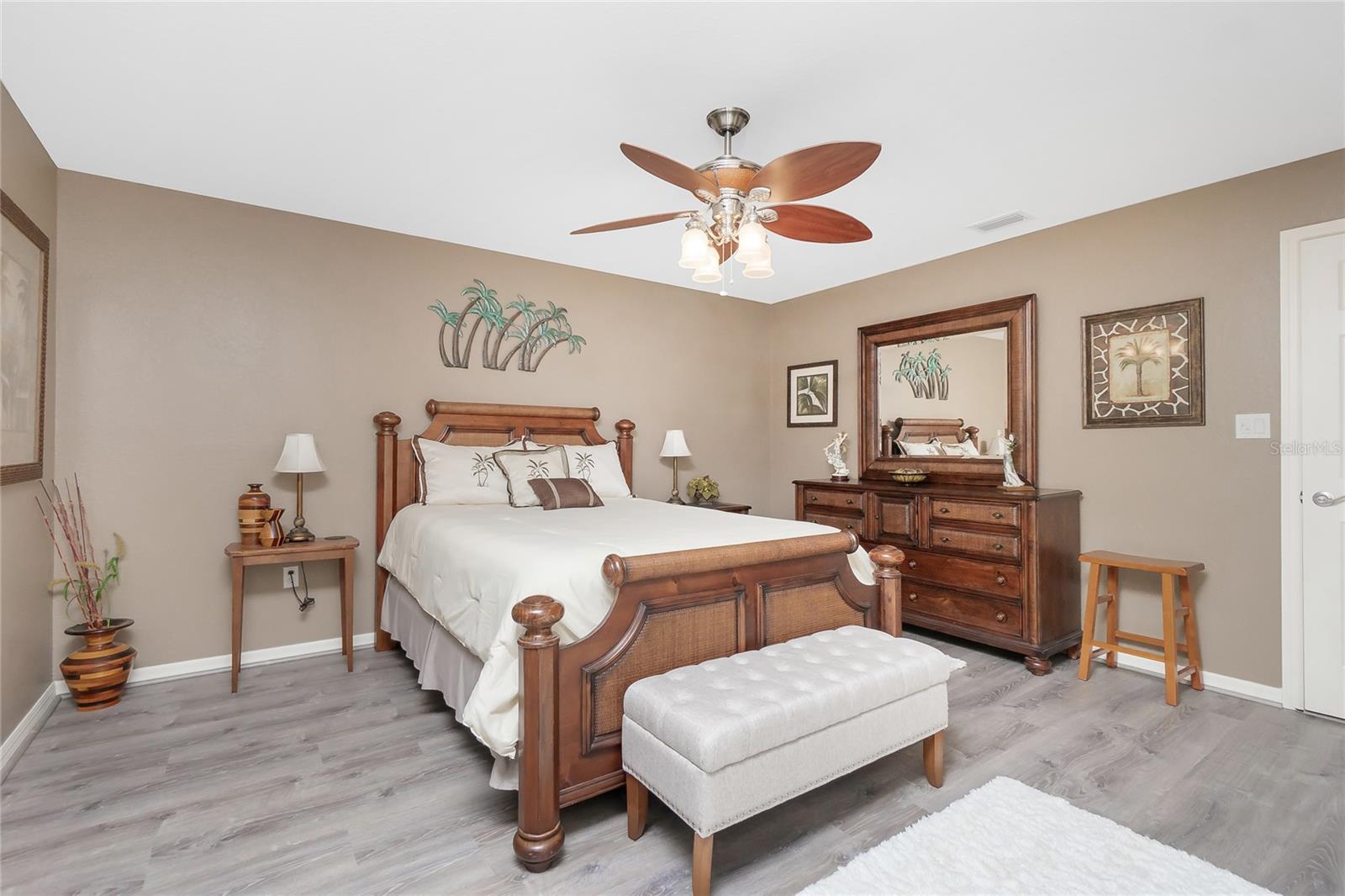 Image 36 of 57 For 316 Coldeway Drive 38