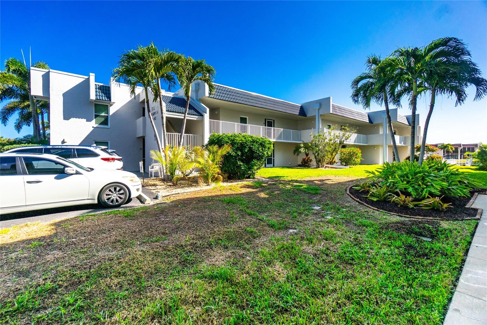 Image 41 of 57 For 316 Coldeway Drive 38