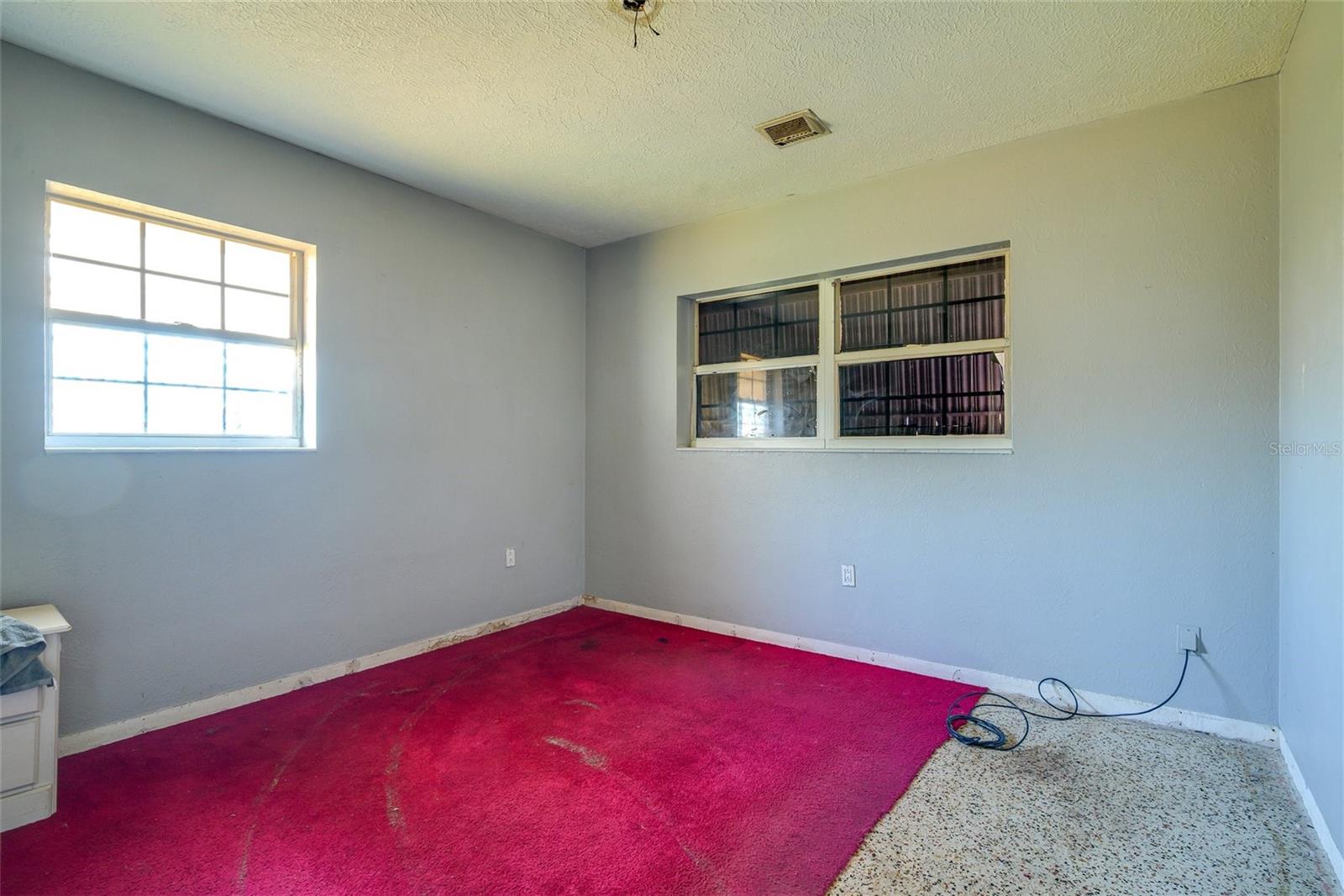 Image 10 of 19 For 2405 21st Avenue W