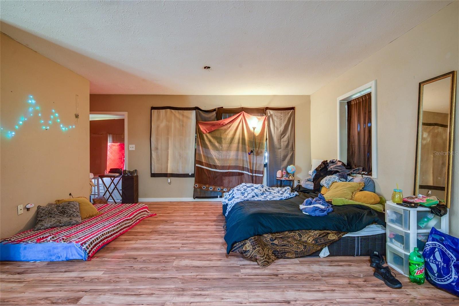 Image 14 of 19 For 2405 21st Avenue W