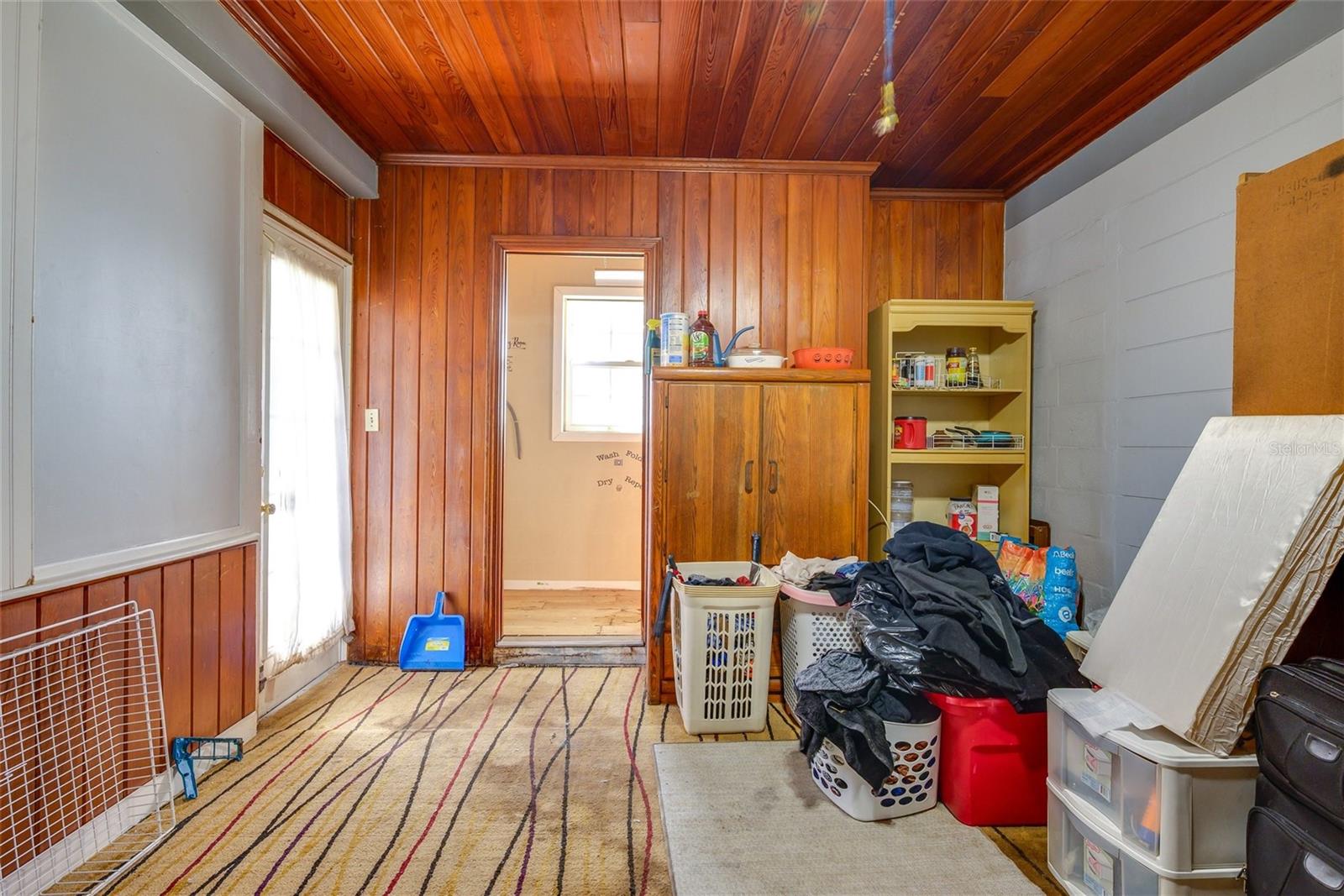 Image 15 of 19 For 2405 21st Avenue W