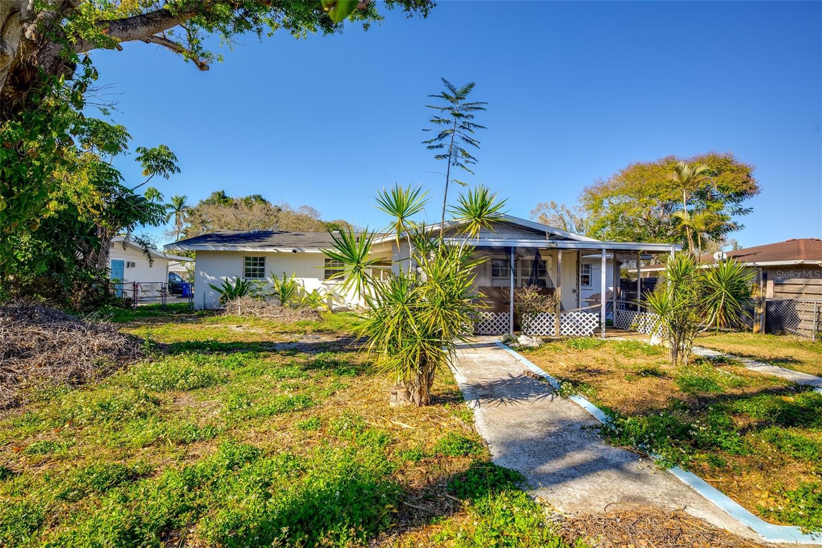 Image 19 of 19 For 2405 21st Avenue W