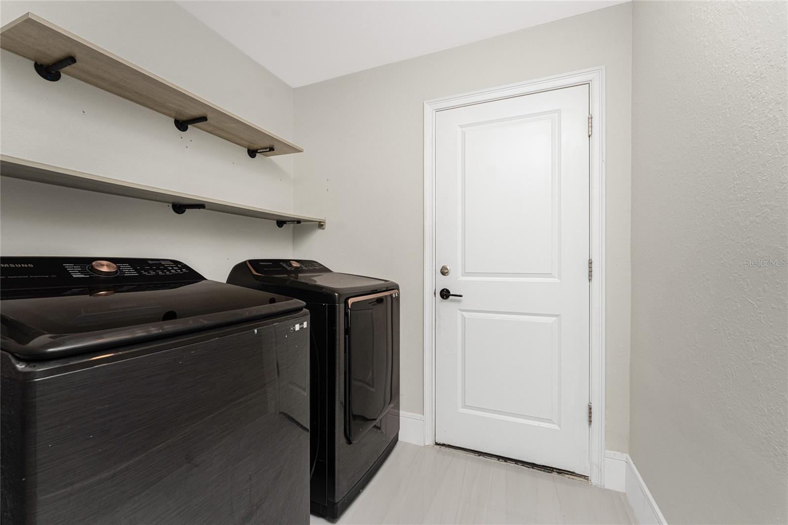 Image 15 of 22 For 22497 Vale Avenue