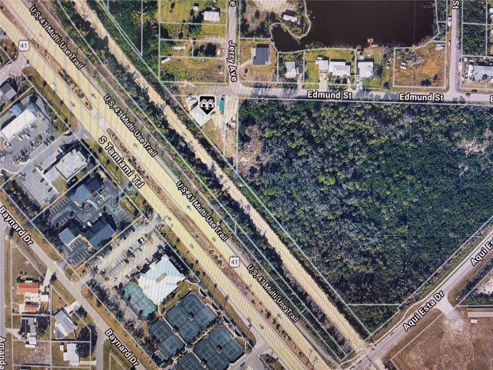 Image 2 of 2 For 413 Edmund Street