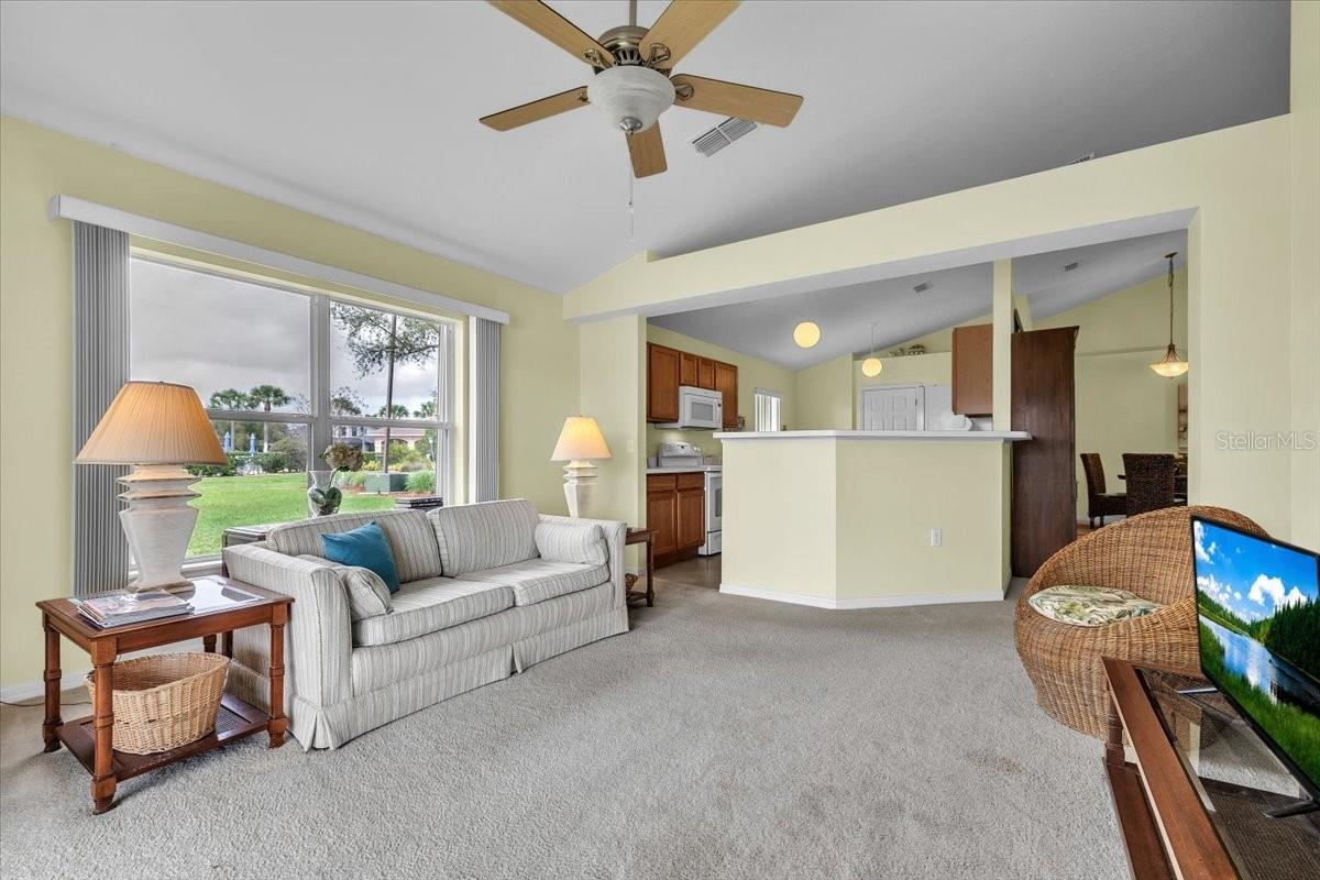 Image 16 of 40 For 24483 Lakeside Manor