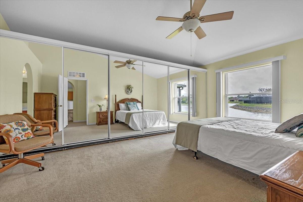 Image 18 of 40 For 24483 Lakeside Manor