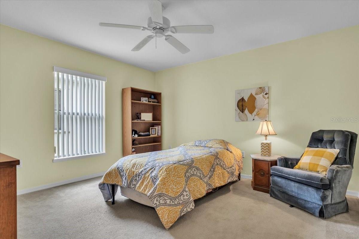 Image 26 of 40 For 24483 Lakeside Manor