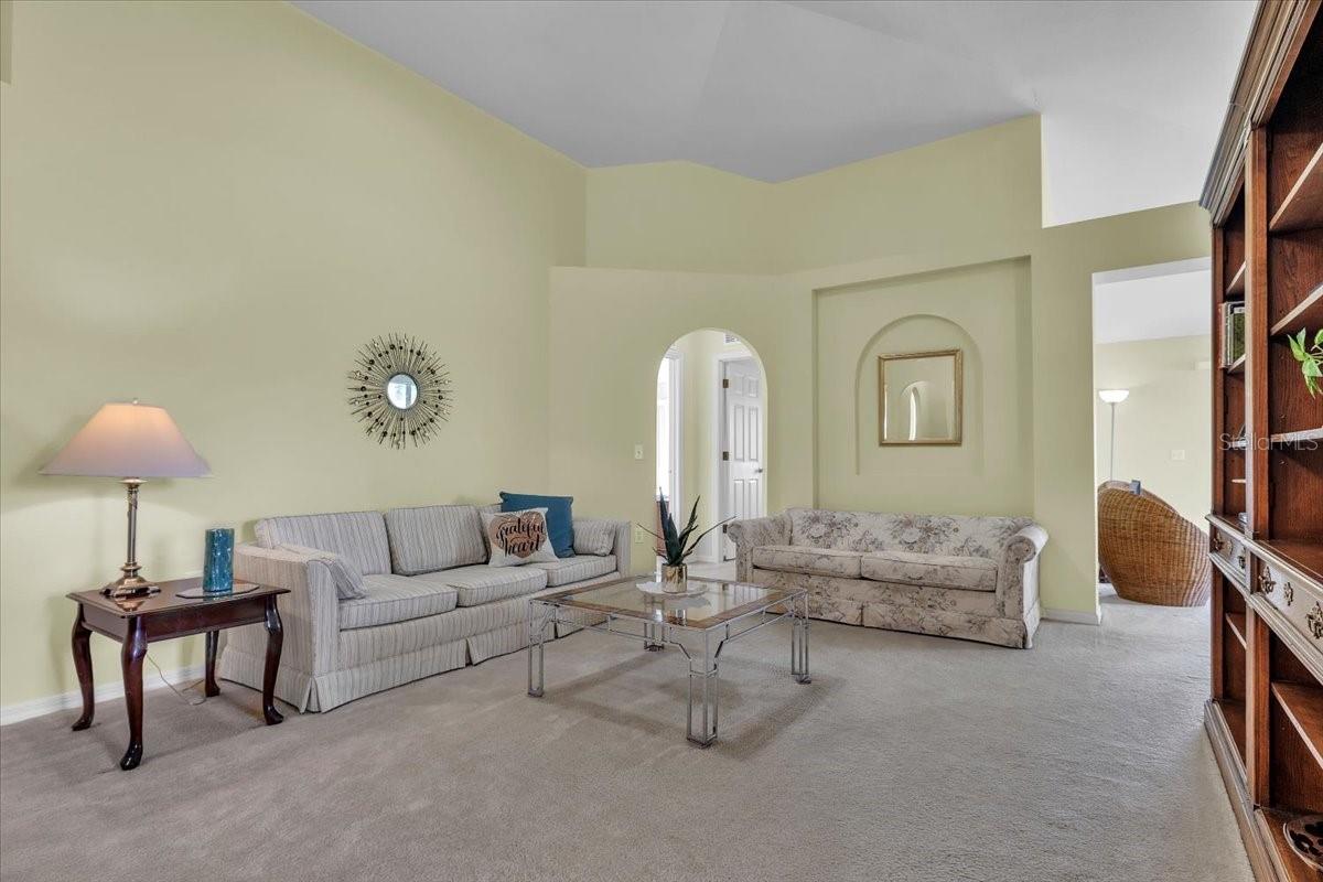 Image 7 of 40 For 24483 Lakeside Manor