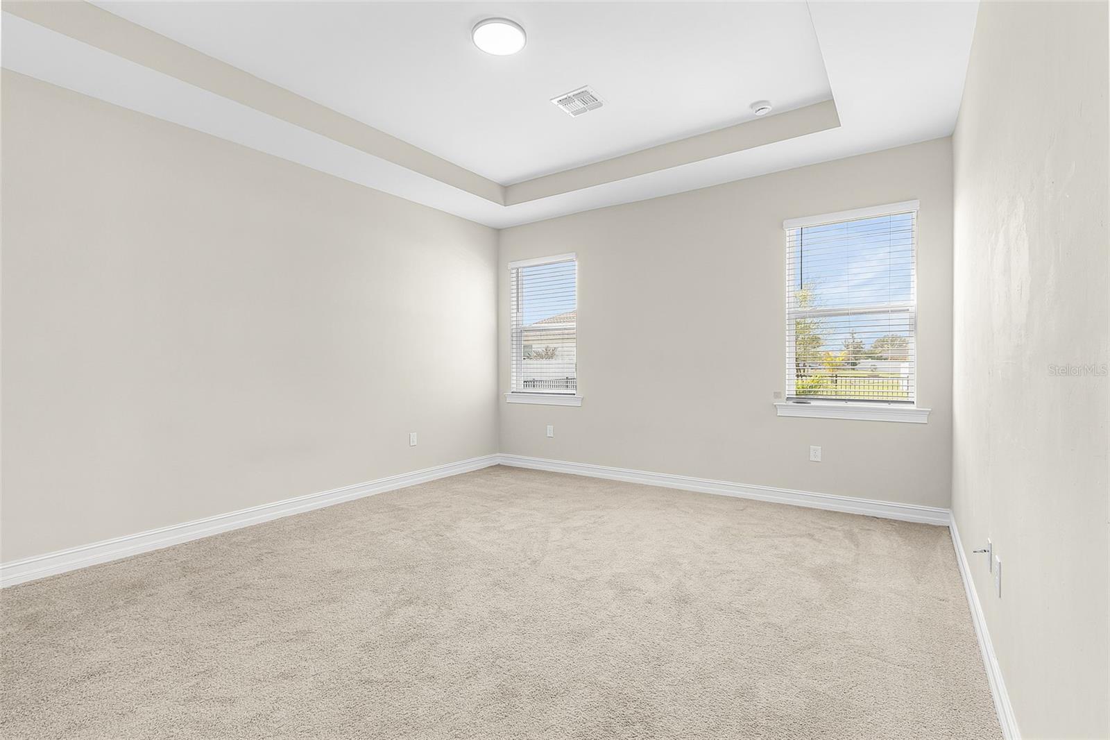 Listing photo id 29 for 838 2nd Street