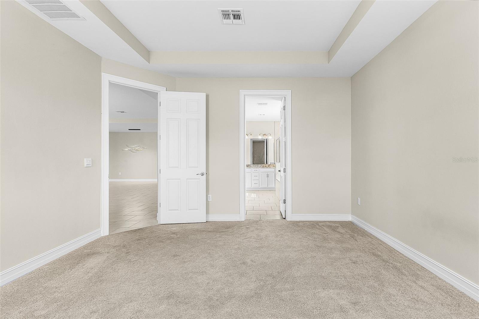 Listing photo id 30 for 838 2nd Street