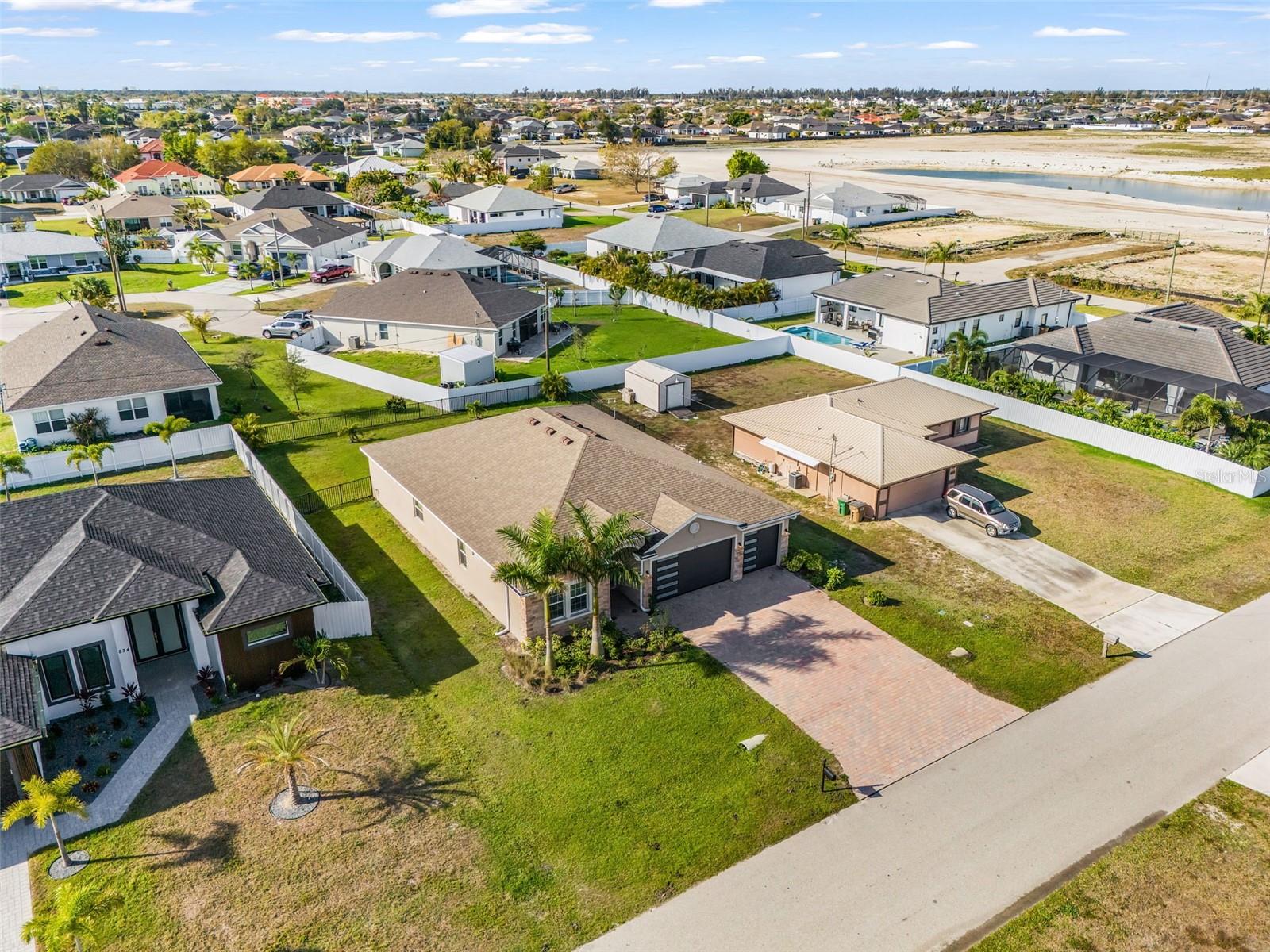 Listing photo id 34 for 838 2nd Street