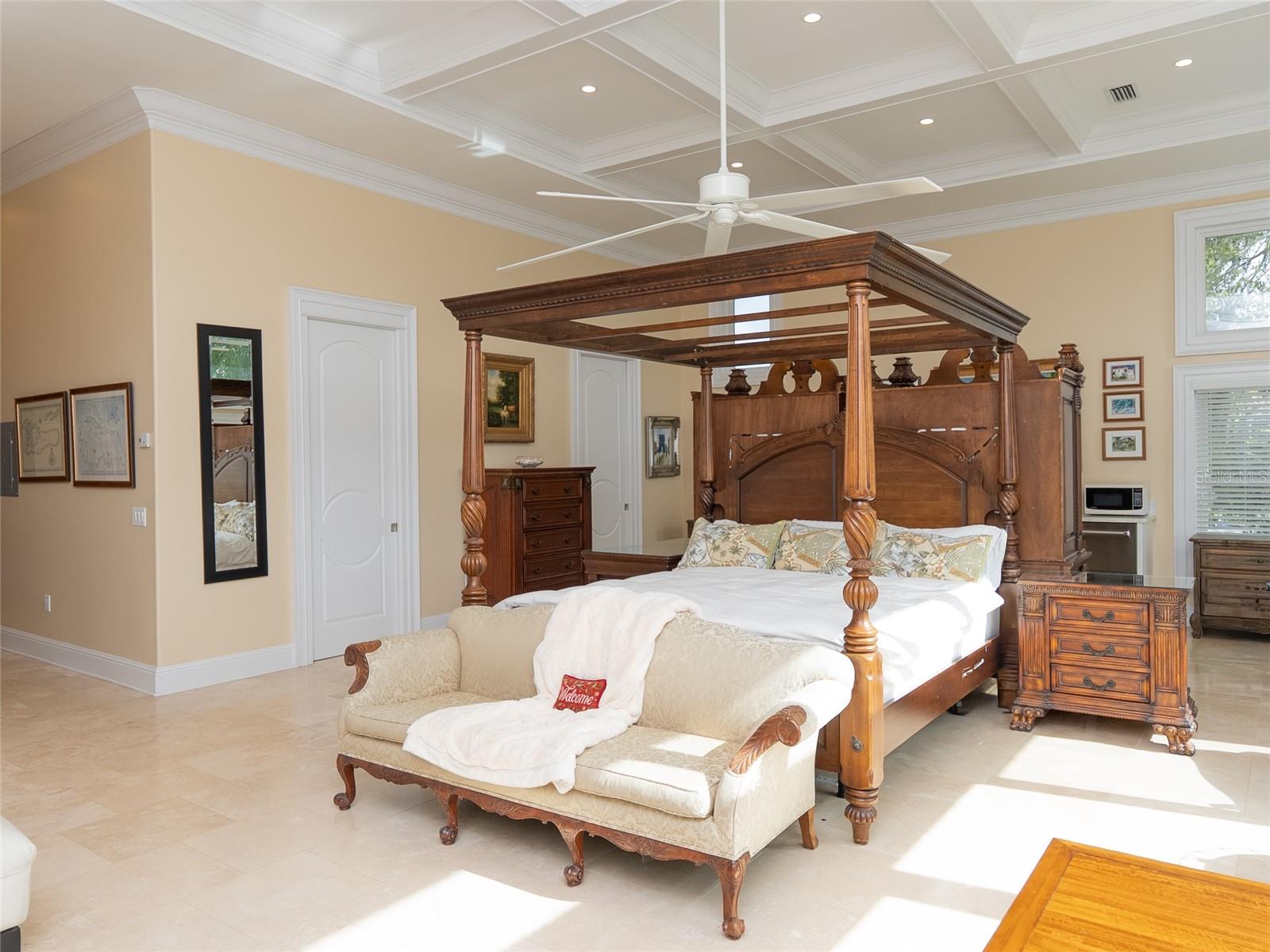 Image 27 of 92 For 4610 Hidden River Road