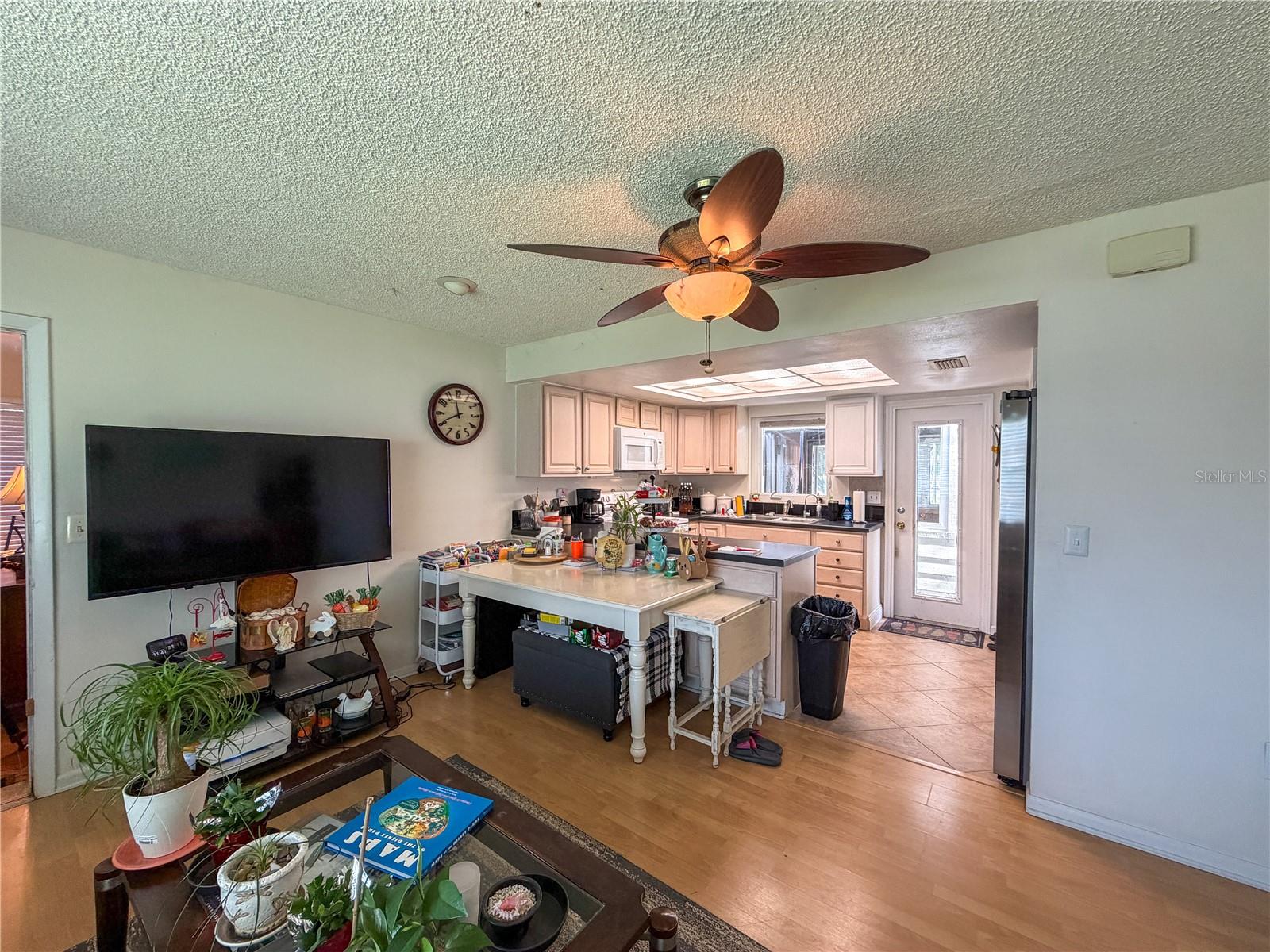 Image 87 of 92 For 4610 Hidden River Road