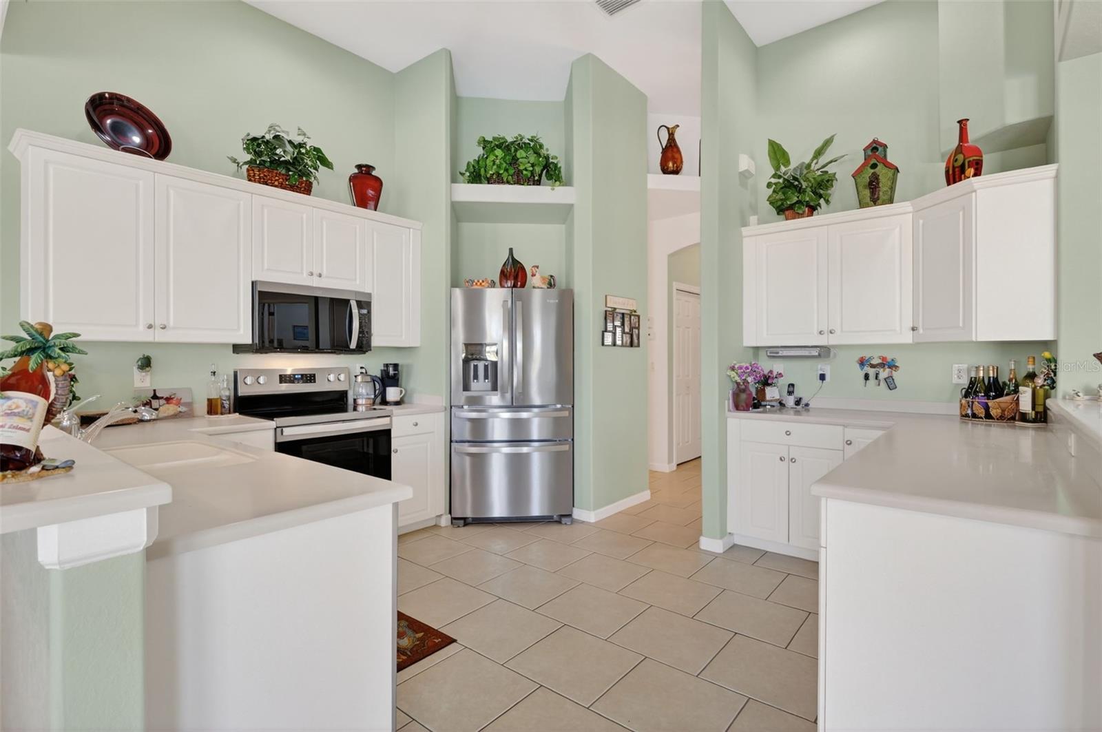 Image 52 of 79 For 1725 29th Terrace