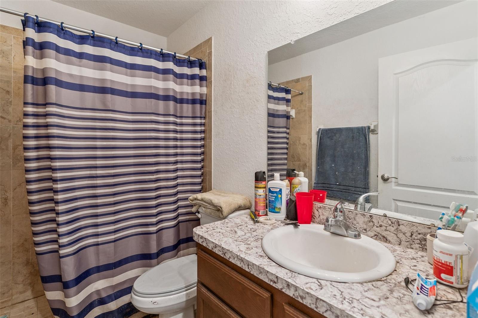 Image 17 of 21 For 206 Lake Mariana Place