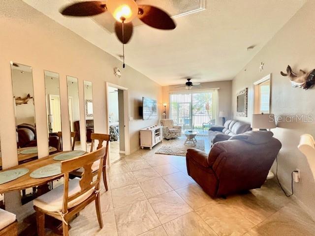 Image 17 of 51 For 2060 Matecumbe Key Road 2102