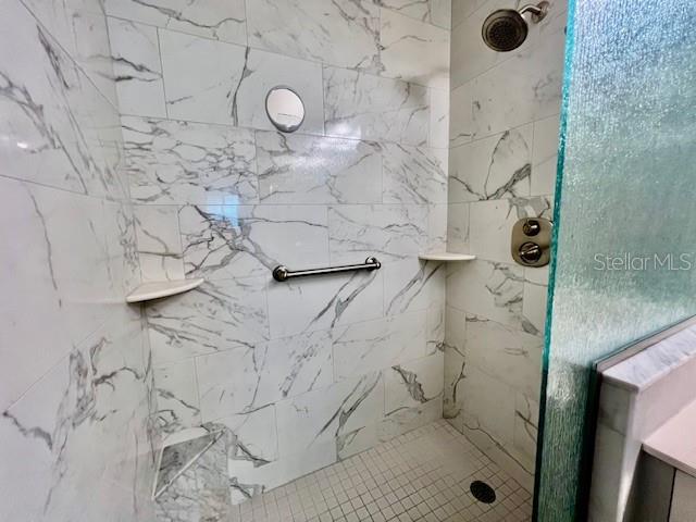 Image 24 of 51 For 2060 Matecumbe Key Road 2102