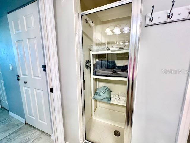 Image 27 of 51 For 2060 Matecumbe Key Road 2102