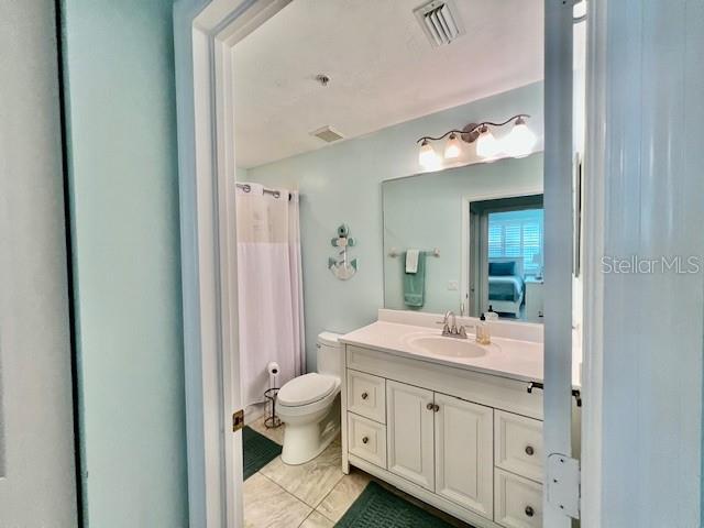 Image 33 of 51 For 2060 Matecumbe Key Road 2102