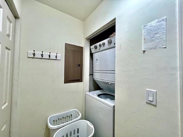 Image 35 of 51 For 2060 Matecumbe Key Road 2102